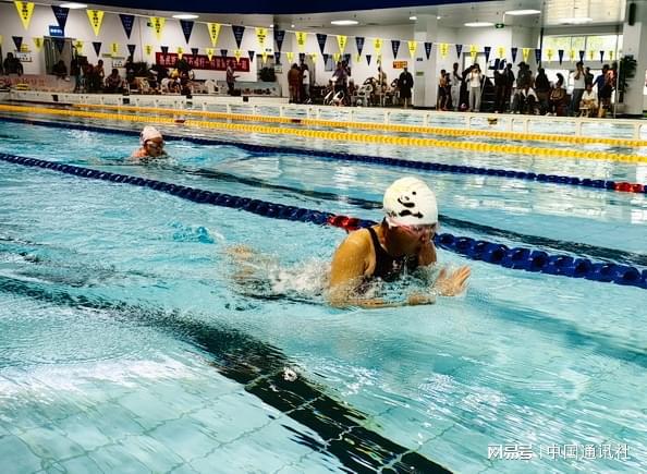 2025年贵德县“梨花杯”青海省青少年游泳公开赛开赛(图4)