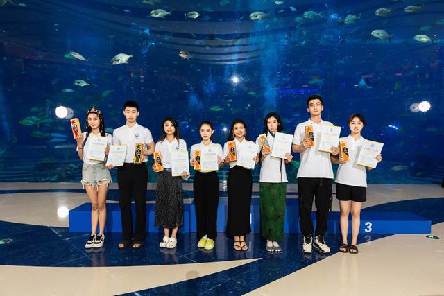 九游app：见证水下荣耀：2024年中国美人鱼公开赛年度总冠军赛暨亚洲杯赛闭幕(图1)