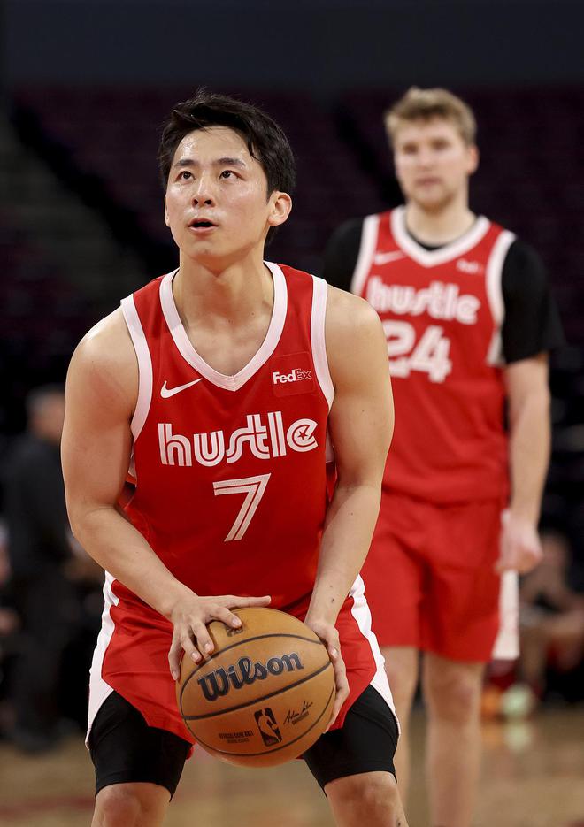 真正的追梦人斯潘塞！长曲棍球的超级天才却始终躁动着篮球梦(图3)