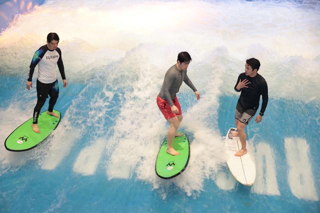 赋能都市活力新生态在洛克公园水世界“面朝大海”(图2)