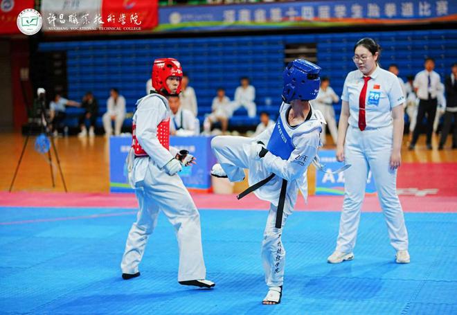 郑州财经学院学子在河南省第十四届学生跆拳道比赛中斩获6金5银9铜(图1)