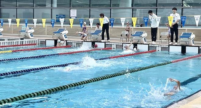 500余名小将同台竞速“文旅杯”城市游泳公开赛点燃夏日激情(图4)