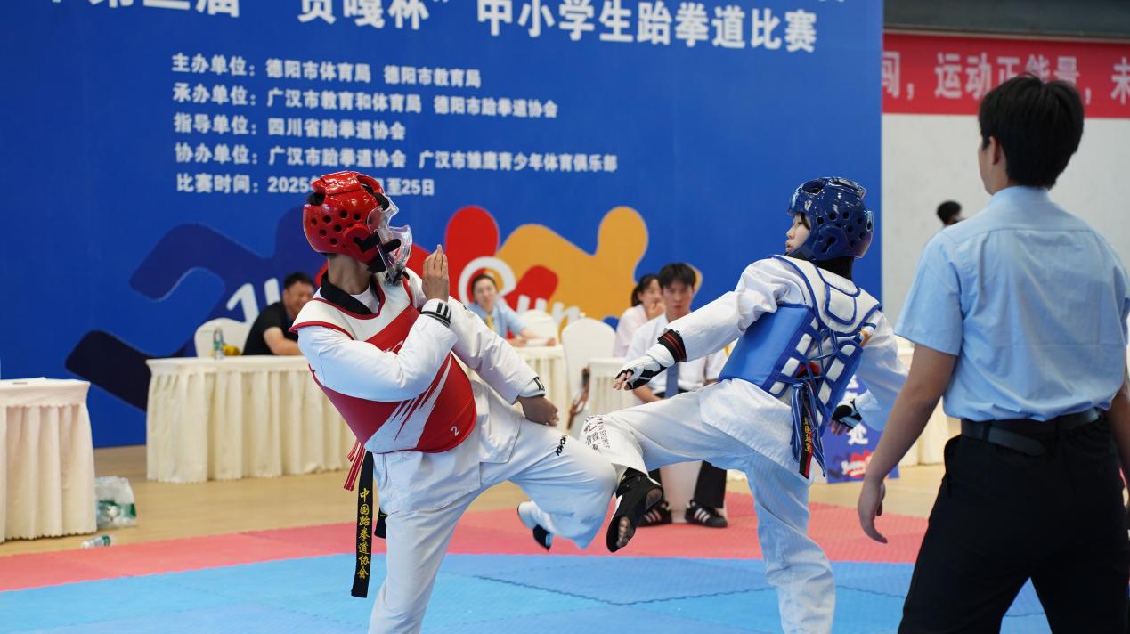 这个六一奔跑不息！2025年四川省“奔跑吧·少年”系列活动释放青少年成长新动能(图1)