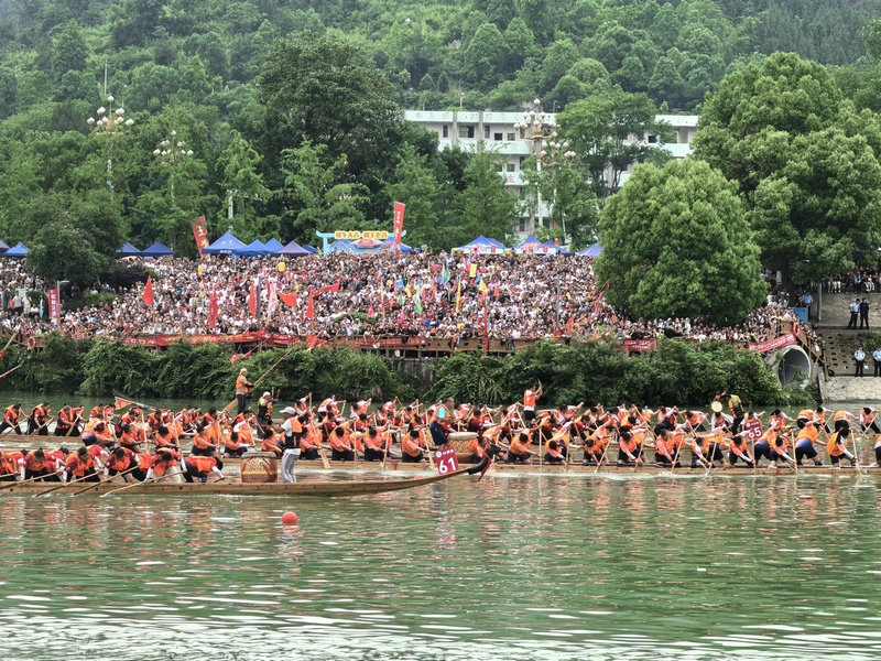 铜仁碧江龙舟：一场演绎非遗与传承的“水上传奇”(图4)