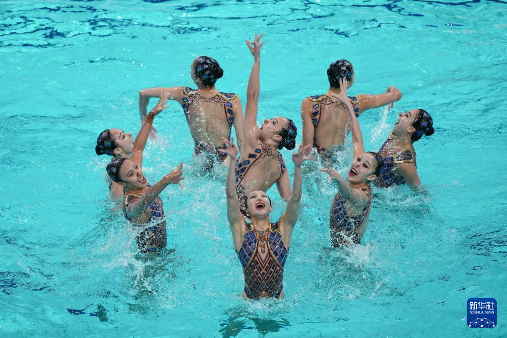 湖南花游姐妹花绽放西安 奥运冠军张雅怡再夺金刘津含摘银(图1)