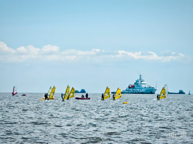 水上运动点燃夏日消费活力(图1)