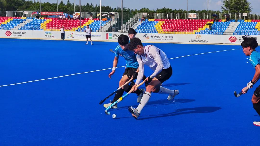 2025年呼伦贝尔(莫力达瓦)首届男子曲棍球国际邀请赛激情开赛(图1)