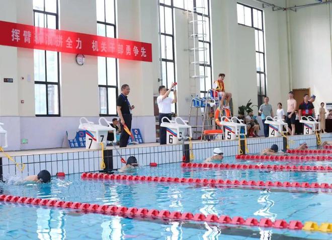 逐浪争先 “泳”往直前 江都区2025年“活力机关”游泳比赛成功举办(图4)