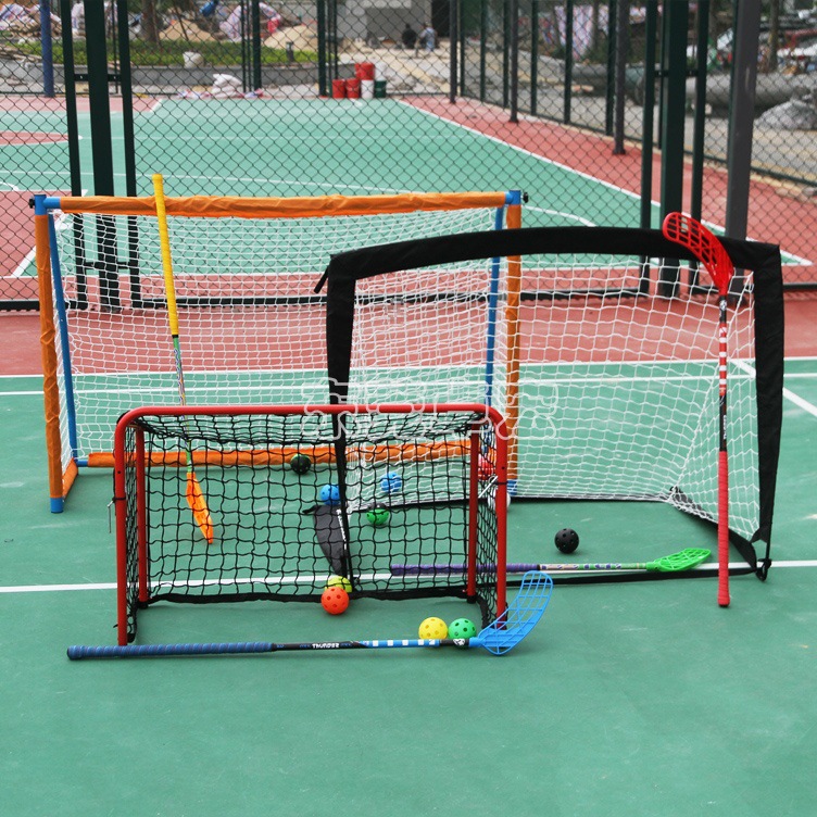 世运会首个赛项“软式曲棍球”新加坡运动员抵蓉(图1)