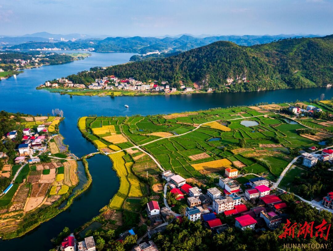 九游官网入口：大湖新记丨天子湖上好冲浪(图3)