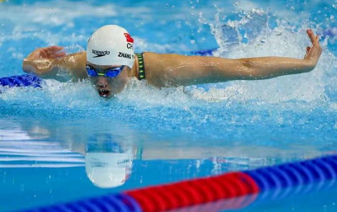 九游官网入口：游泳世锦赛女子4×100米混合泳接力决赛中国队3分54秒77获得铜牌(图7)