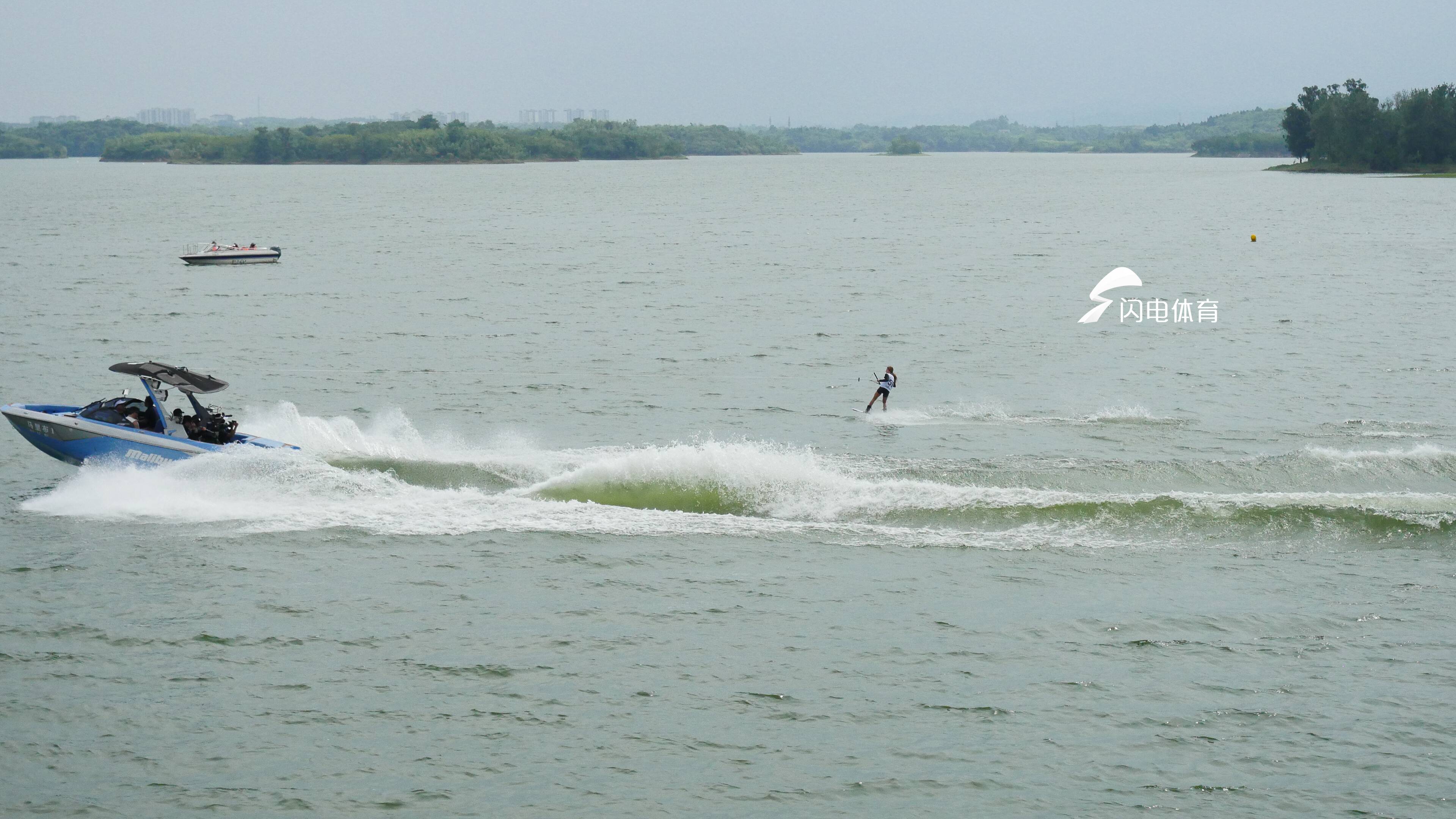 九游官网入口：成都世运会比赛日Vlog｜开幕式“水中点火”的运动是什么？(图1)