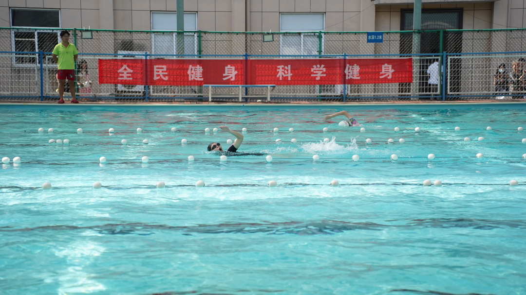 奋“泳”争先崇福镇游泳比赛点燃夏日!(图3)