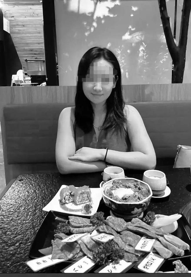 女子三亚旅游被蛇咬至身亡过程及进展：官方介入家属称或考虑尸检(图1)