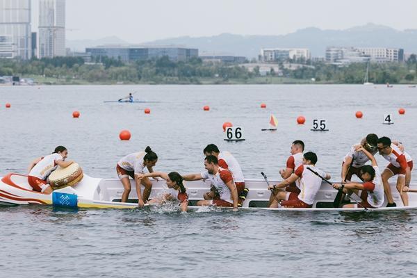 蜀地交匯處 世運同心橋(图3)