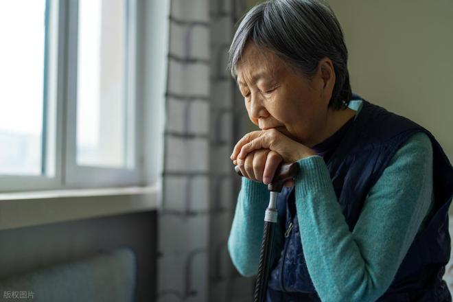 70多岁老人难道每天就剩这四件事了吗？ 非也他们还能做9件事(图1)