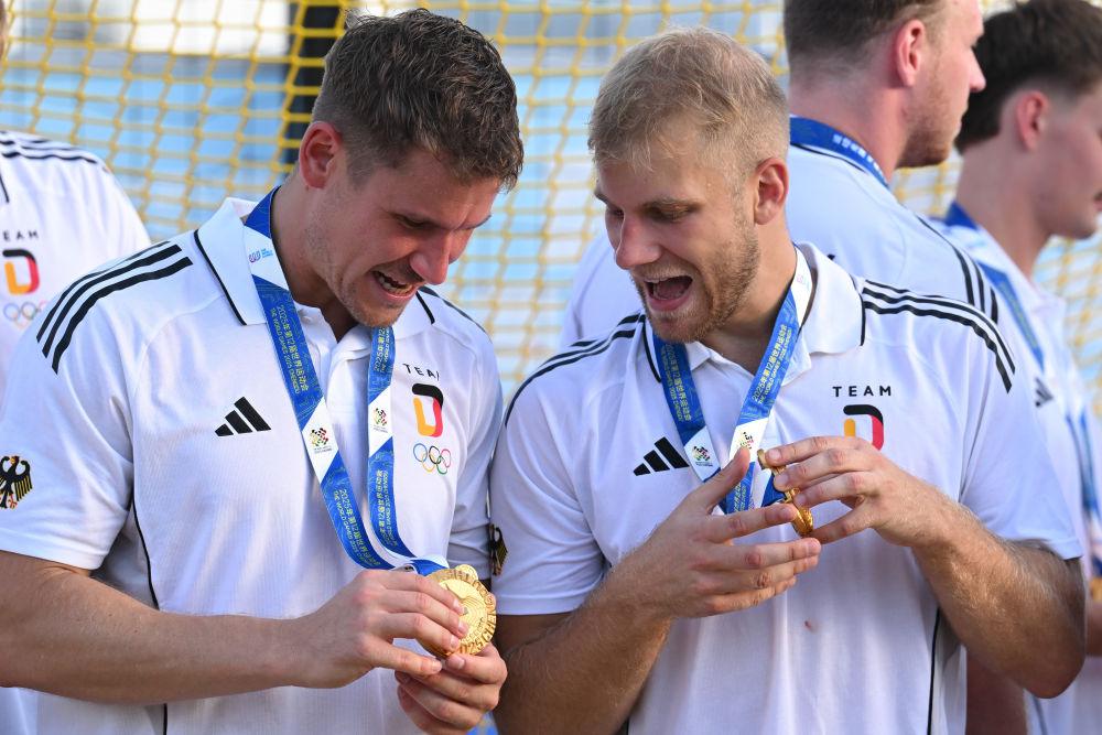 世运朋友圈丨成都“掏家底”了！全球朋友这些好物请查收！(图2)