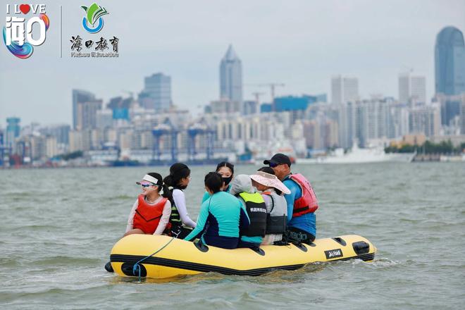九游官网入口：2025年海口市中小学生“青椰”体育节暨亲水运动（帆船帆板项目）赛扬帆起航(图3)