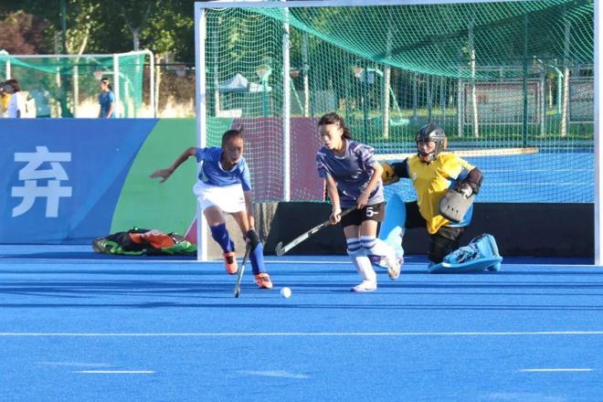 九游体育：致敬梅里斯这个女队！(图5)