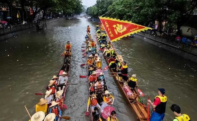 九游app：端午将至猎德村的天先塌了3条龙舟翻2条原因竟是犯了大忌(图3)