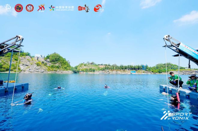 勇往直“潜” 屏息挑战40米极限深度 2025中国自由潜水全能公开赛开赛(图6)