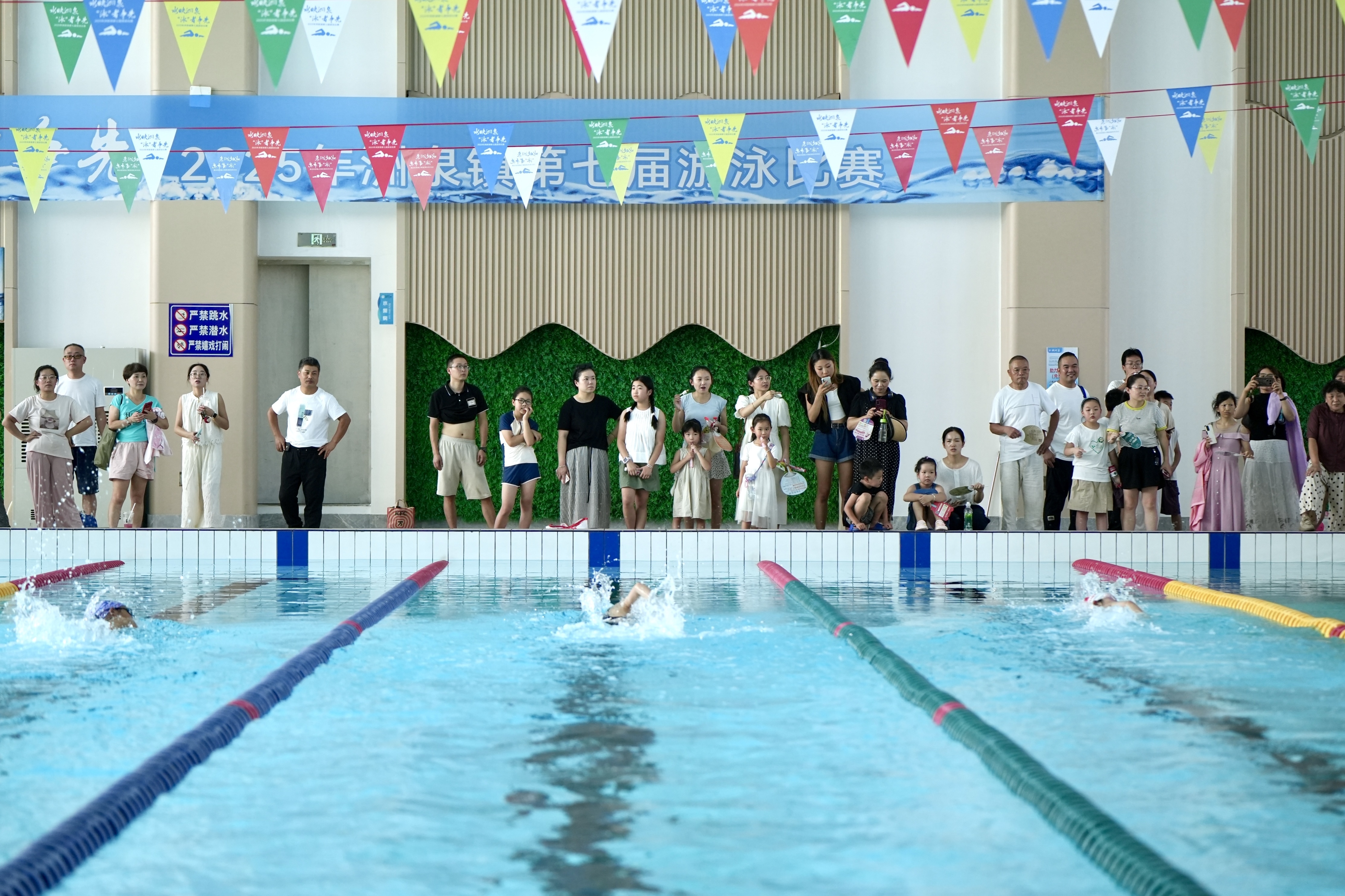 桐乡的他们在水中上演“速度与激情”！(图2)