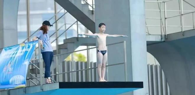 九游体育：上海市民业余跳水赛报名通道已开启十个免费参赛名额等你来领(图1)