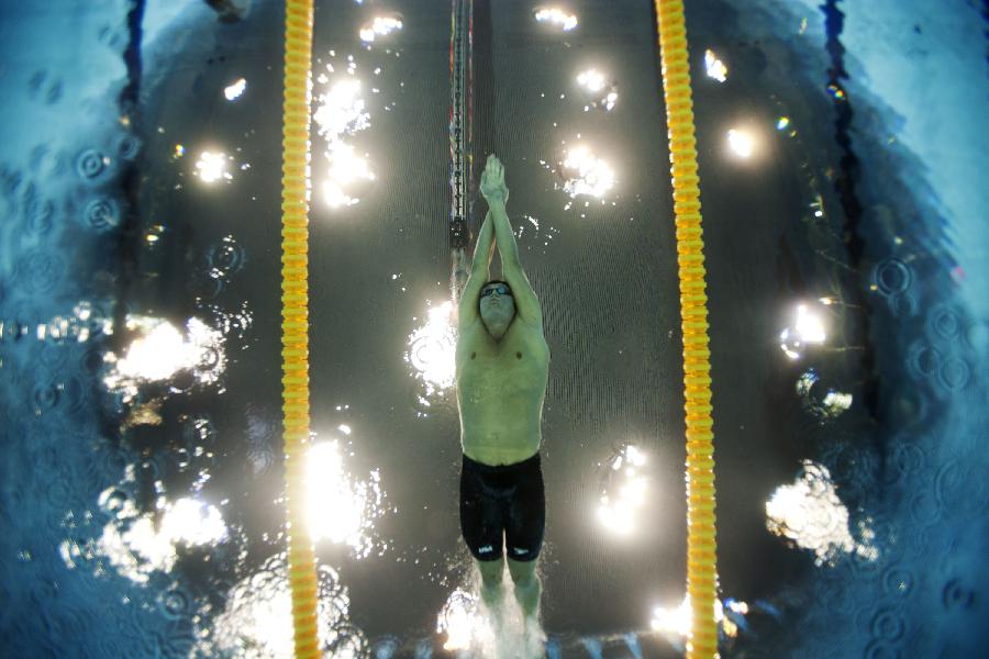 泳坛名将齐聚成都潘展乐跨界挑战蝶泳 2025年全国游泳锦标赛周五开赛(图1)