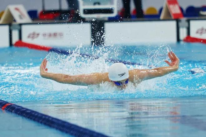 九游体育:潘展乐、汪顺、张雨霏、孙杨出战……首日产生4枚金牌(图6)