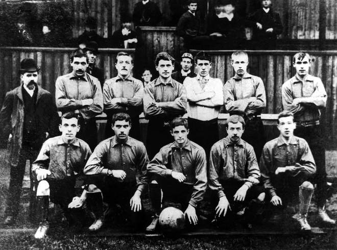 九游体育:TA报道新赛季英超20支球队起源故事:从教堂、工厂到遛狗趣事(图7)