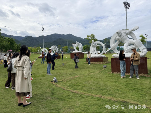 36位网络达人齐聚为云浮“迎全运打造曲棍球之城”打Call(图1)