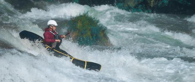 九游体育：亚洲第一瀑“变身”极限赛场 多国健将极限争锋(图2)