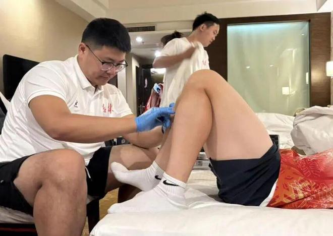 九游app：我院康复科助力吉林省女子曲棍球队再回巅峰(图3)