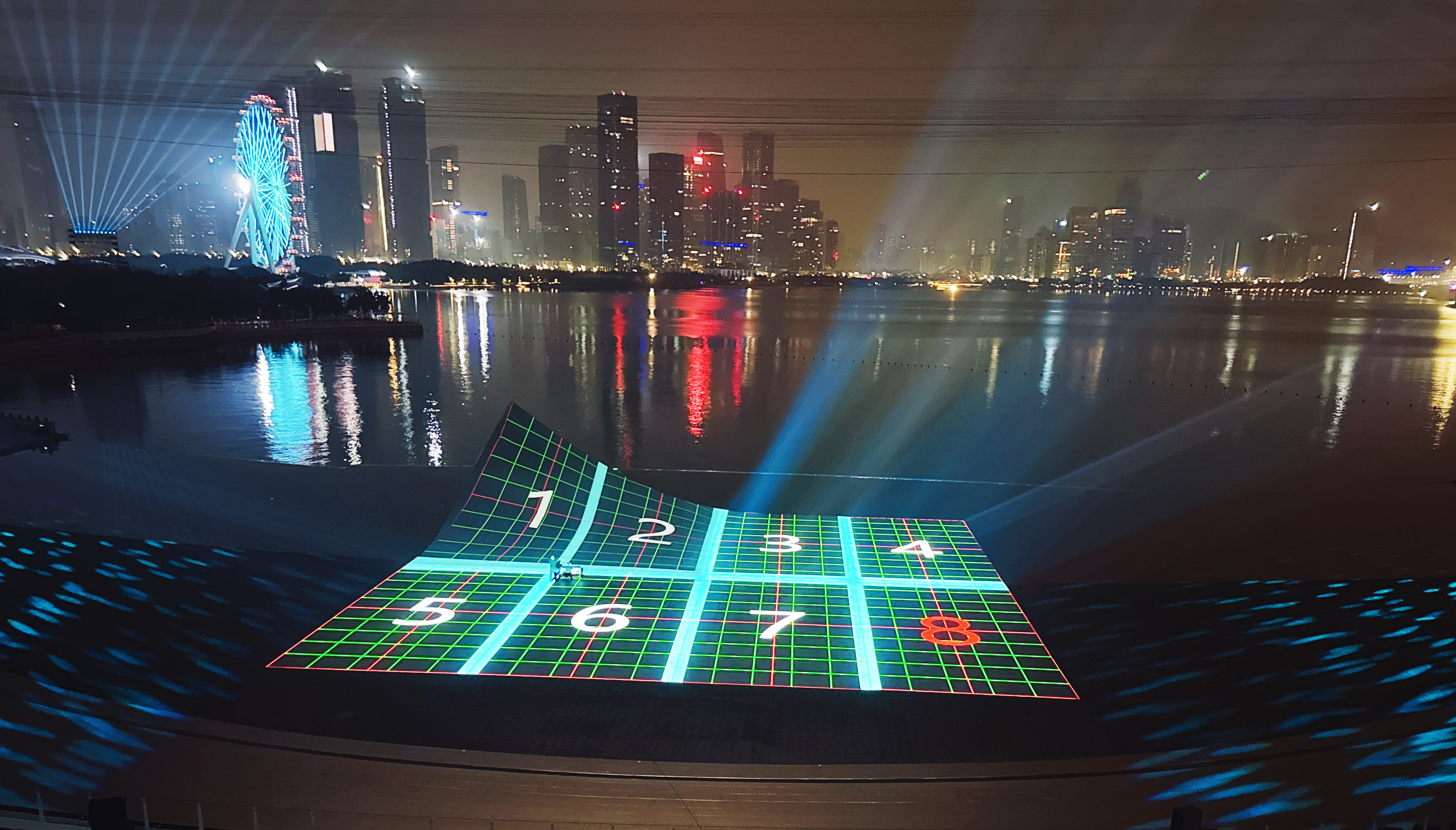 九游app：十五运会完美落幕巴可点亮水中“纸型舞台”惊艳创意(图9)