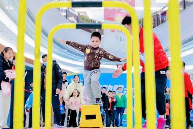 2025成渝、成德眉资青少年体育同城化活动在蓉举行(图2)