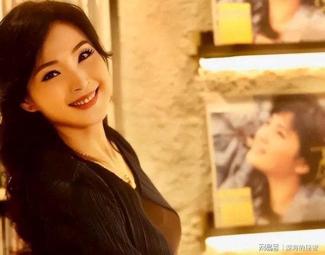 九游app:她58岁仍是干净之身至今没谈过恋爱除非是最爱不然不会献身(图36)