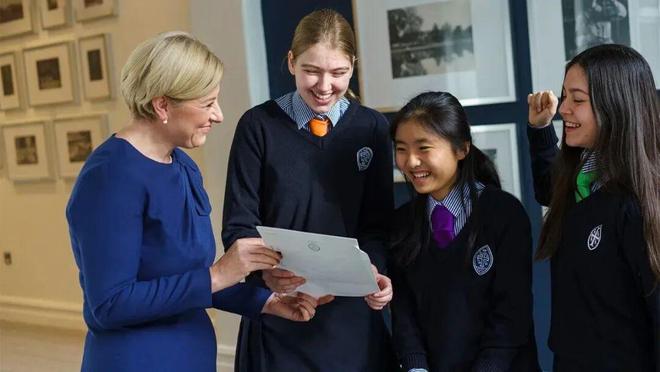 牛剑录取率高达30%被誉为女子“伊顿”这所英国女校有多硬核(图5)