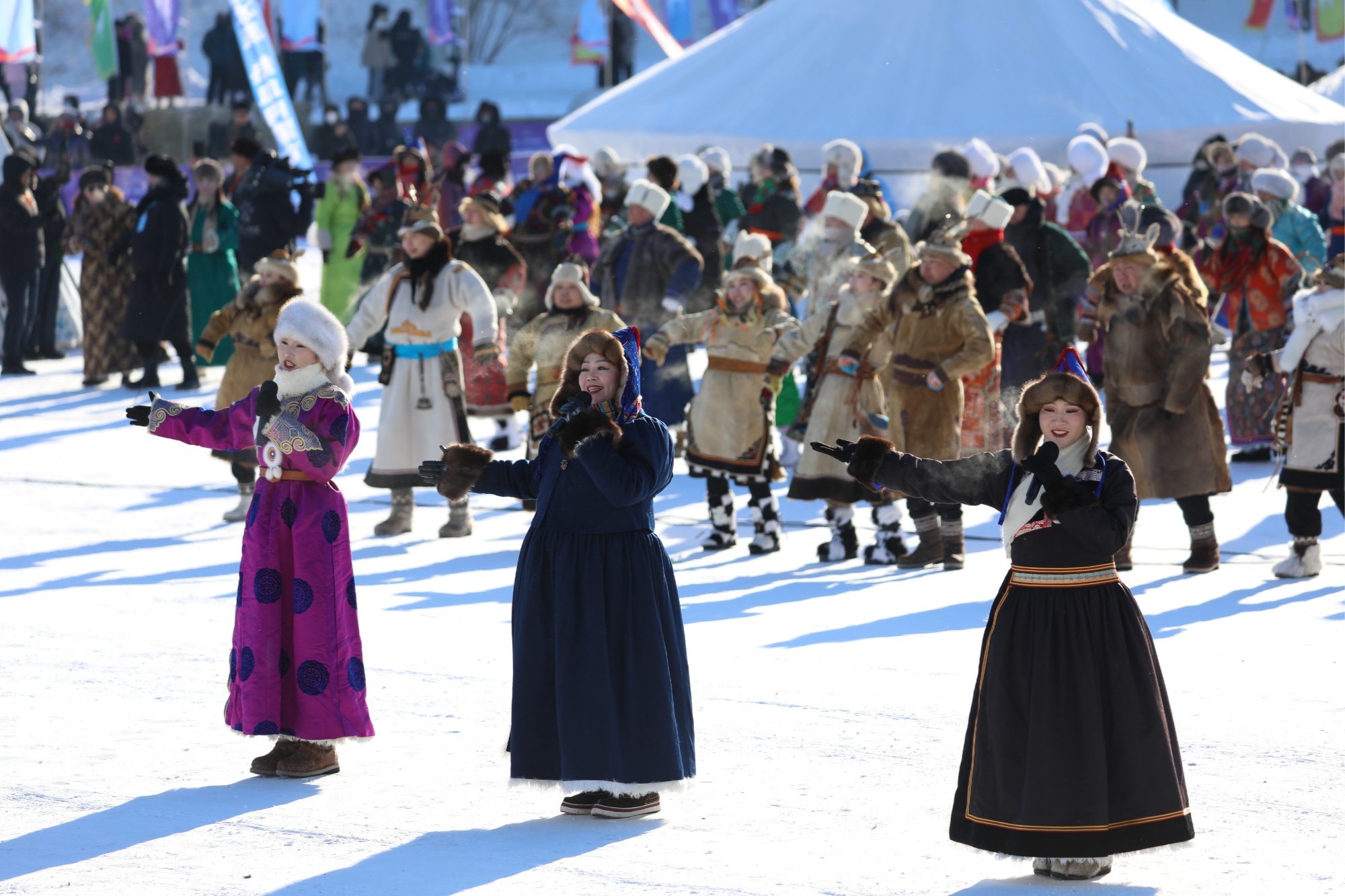 冰雪那达慕启幕 内蒙古冬季文旅持续“上新”(图3)