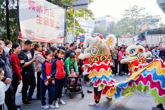 大湾区龙舟高手云集!佛山、中山等队伍逐浪江海……(图3)