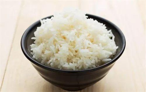 九游体育：剩米饭钓鱼老是钓不到、钓不好这几个细节没做到当然效果不行(图3)