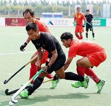 九游app:下一站云浮!2026省政府工作报告里的“云浮机遇”(图1)