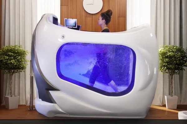 神奇的水下跑步机能代替传统跑步机吗？实际体验如何？(图1)