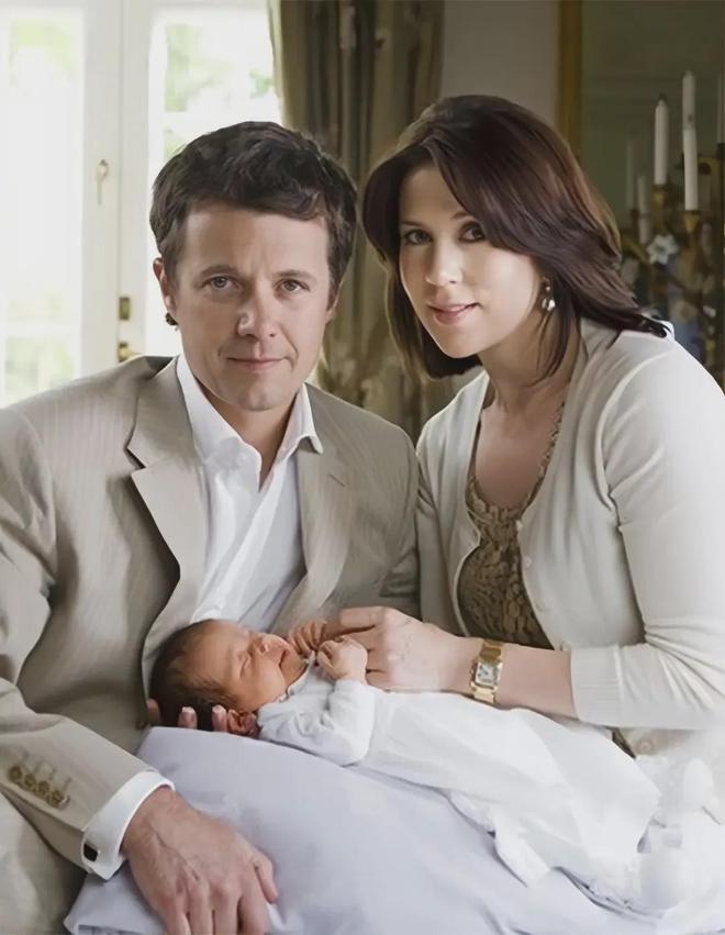 情人节特辑| 丹麦王室:童话王国里的童话爱情!(图8)