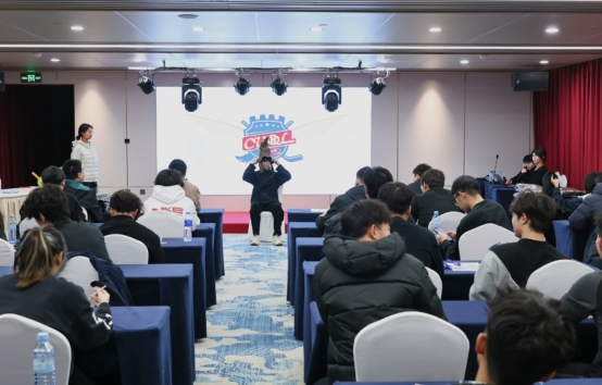 九游体育：冰上竞技跨年狂欢！——“犀旺杯”第6届全国大学生冰球联赛（总决赛）跨年嘉年华活动圆满举行(图3)